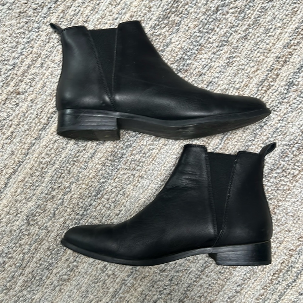 Nisolo Chelsea Boot